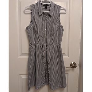 Striped buttoned-up dress